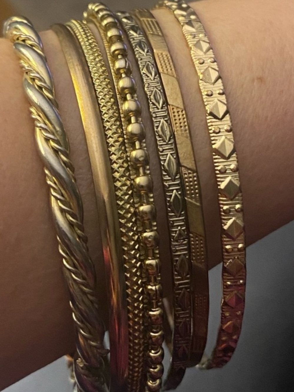 7 Pieces Vintage Gold Tone Bangle Bracelet Variety Of Textured Design Bohemian
